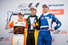 Александр Смоляр завоевал поул и две бронзы этапа SMP F4 NEZ в Сочи 