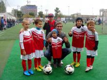 Виталий Петров курирует детскую футбольную команду Moscow Youth Soccer League